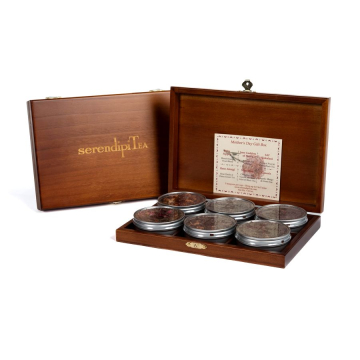 A Mother's Day Gift Box